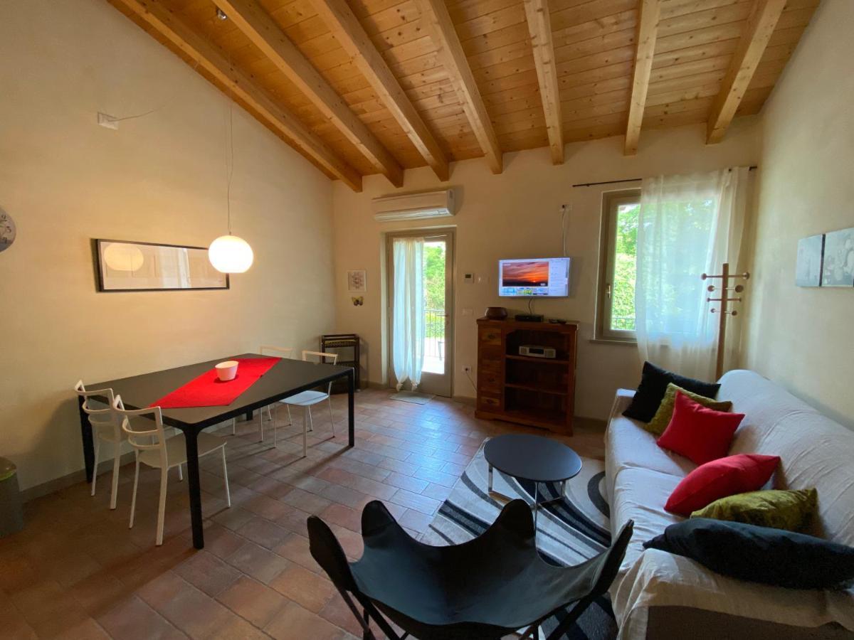 L'Isolo B&B E Case Vacanza Monzambano Exterior photo