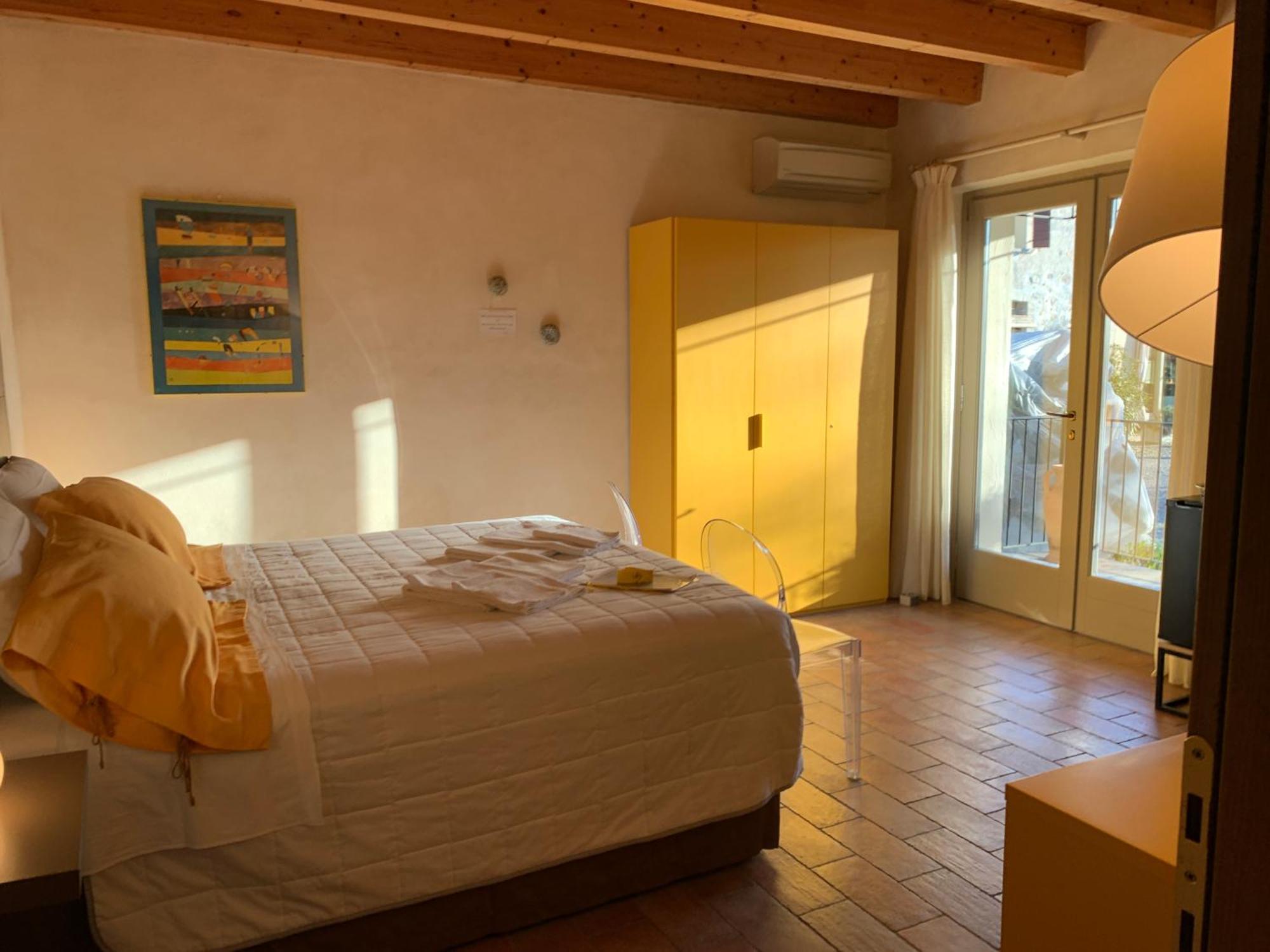 L'Isolo B&B E Case Vacanza Monzambano Exterior photo