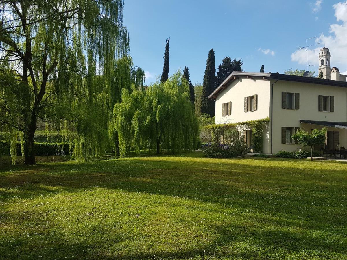 L'Isolo B&B E Case Vacanza Monzambano Exterior photo