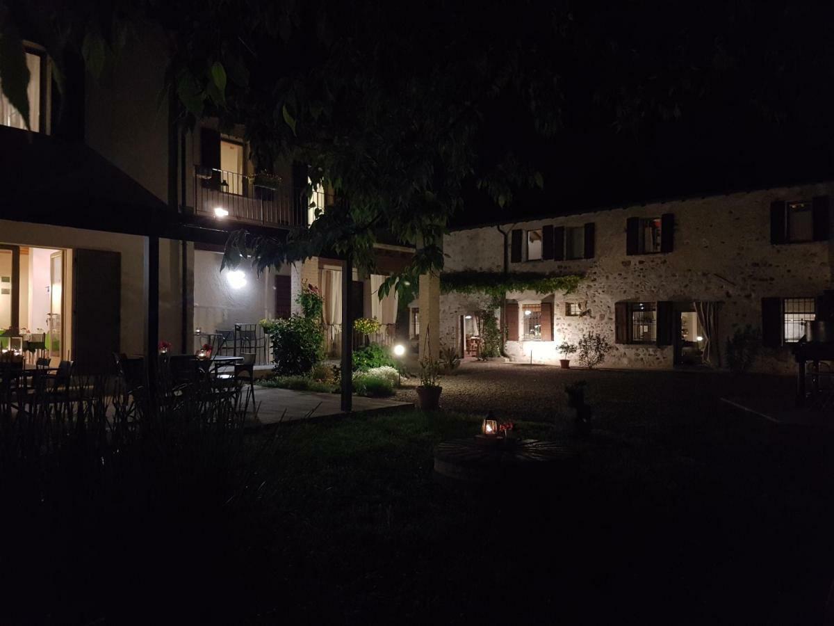 L'Isolo B&B E Case Vacanza Monzambano Exterior photo